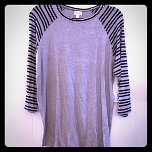Sale 3/$15! XL LuLaRoe Randy Tee